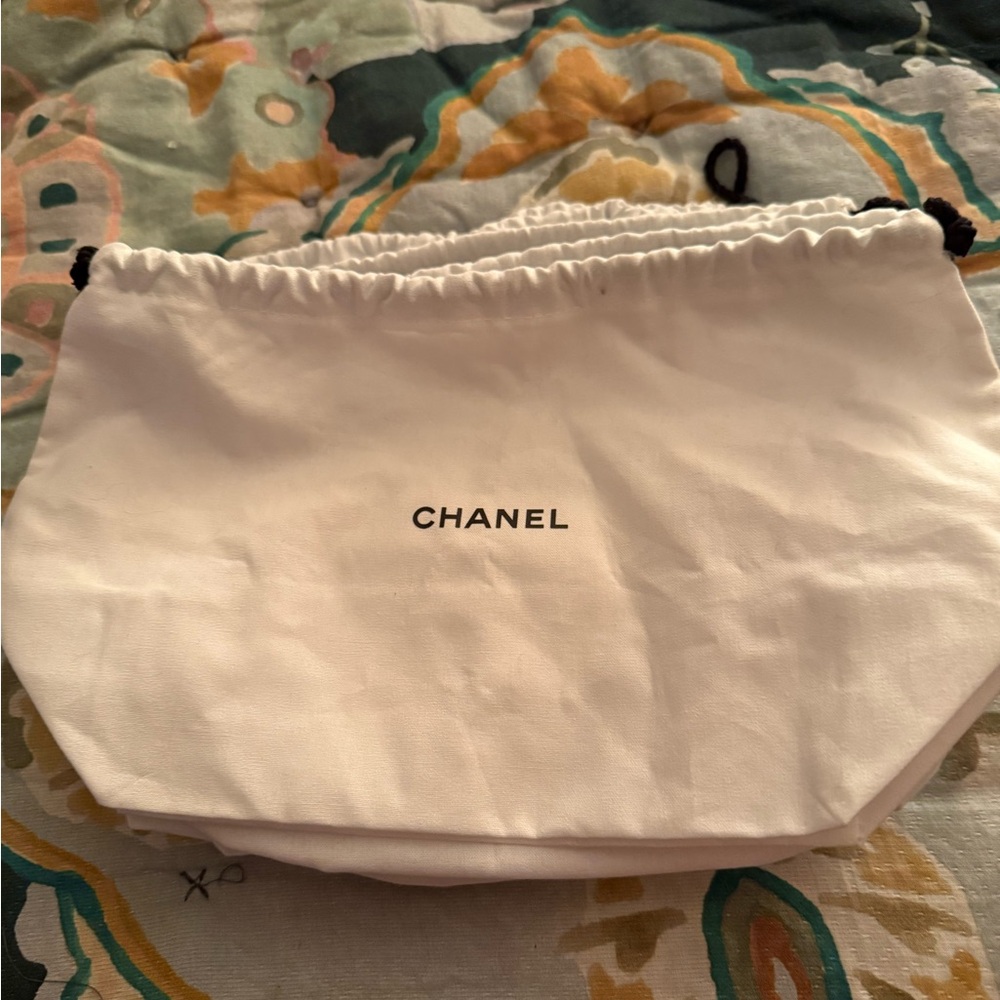 CHANEL White Drawstring Bag